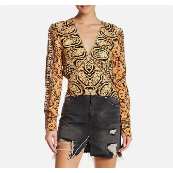 Free People Golden Orange and Black Paisley Boho Crop - Picture 4 of 9